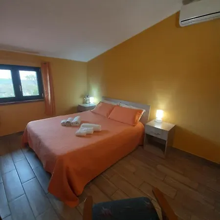 Agriturismo Petrosa 팜스테이 *