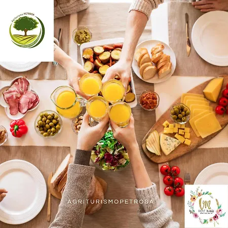 Agriturismo Petrosa Farm stay