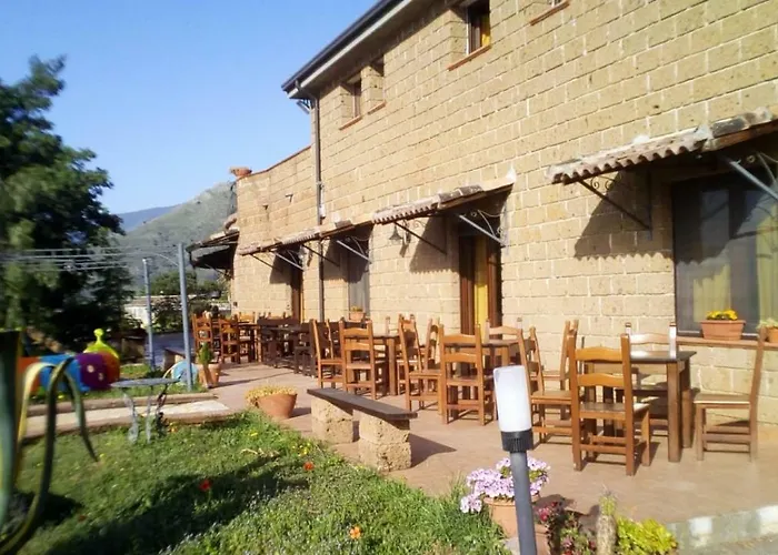 Agriturismo Petrosa Alloggio per agriturismo *